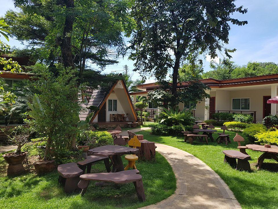 The Park Nangrong Resort Exterior photo