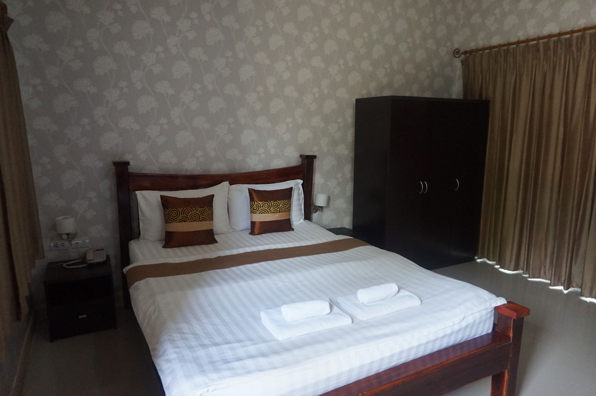 The Park Nangrong Resort Exterior photo