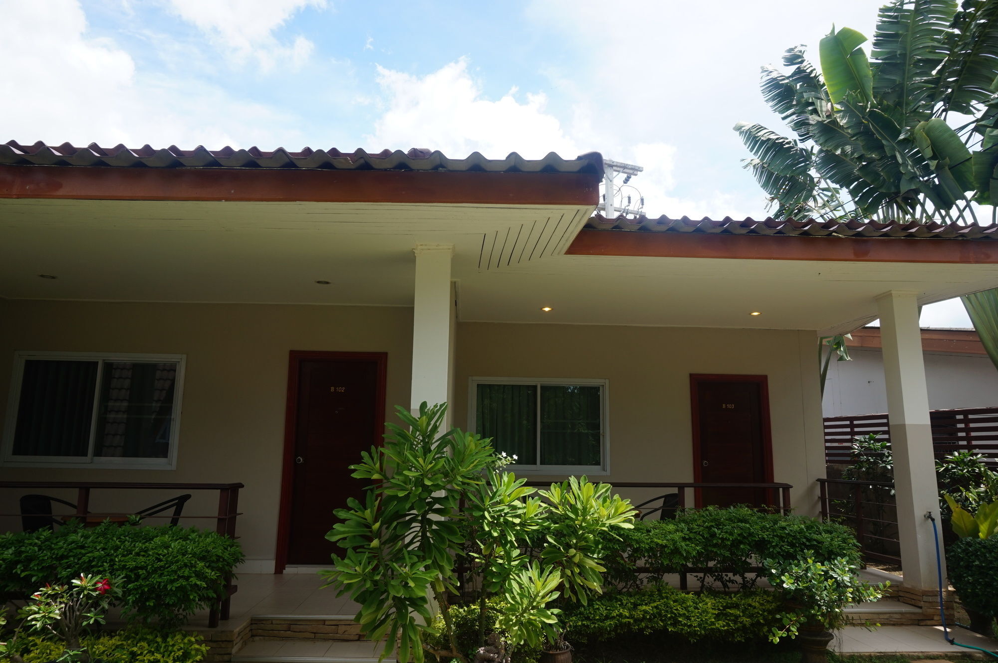 The Park Nangrong Resort Exterior photo